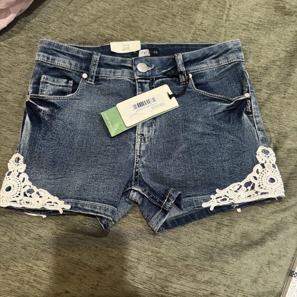 Silver Jeans Lacy Mini Shorts Dark Wash Low Rise Girls Size 16 / Woman's 29W NWT